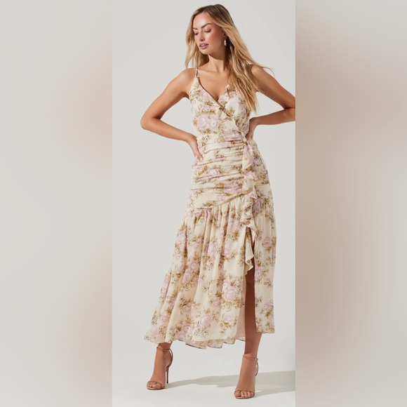 Astr The Label Kiana Dress floral dress size M - Picture 3 of 3